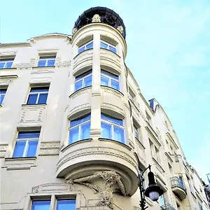 Apartment Old Town Square Superior - Valentin